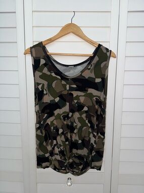 VENUS Green Camo Twist-Front Tank Top
